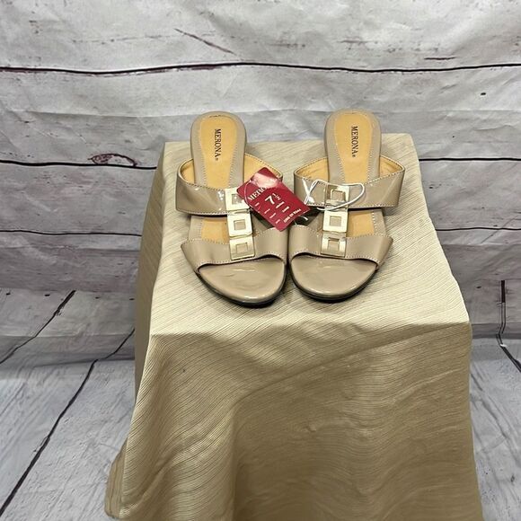 FP-Merona Beige , Size 7 1/2 Slides - Picture 1 of 5
